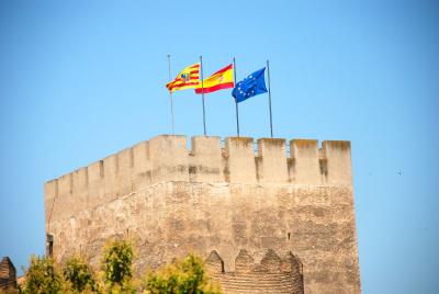 20110713005316-aljaferia.jpg