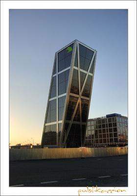 20121023160336-publikaccion-kio.jpg